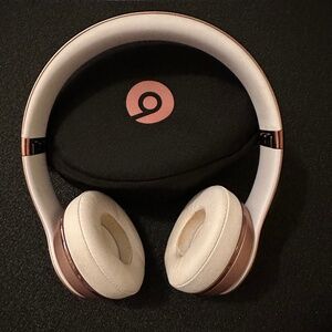 Beats by Dre Wireless Headphones Bluetooth